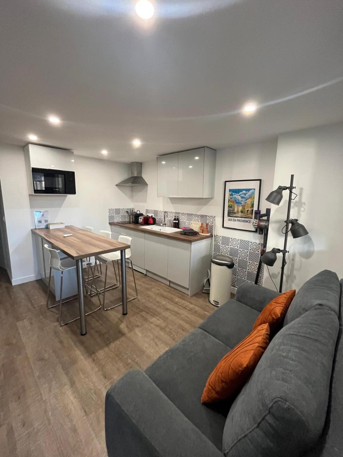 L'Amandier - Joli Appartement T3 Neuf Centre Ville A 2 Pas De La Rotonde Mirabeau Et Des Allees Provencales Aix-en-Provence Exteriör bild